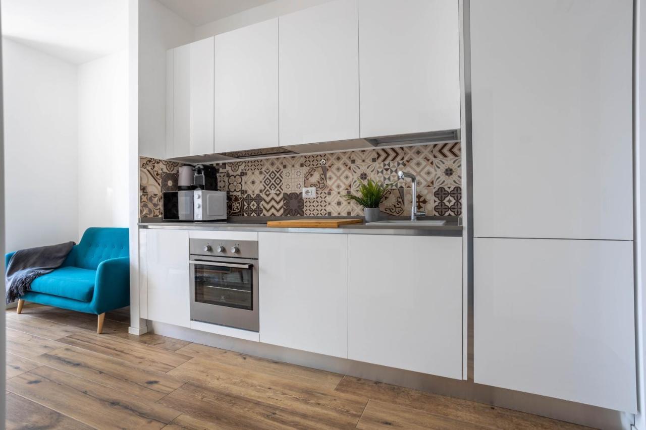 Sunlit 1 Bedroom Apt Via Pirelli มิลาน ภายนอก รูปภาพ